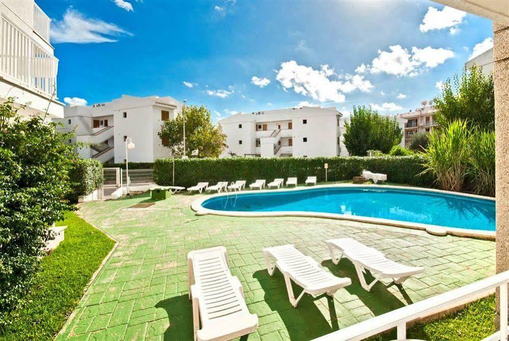 Llevant Apartments Port de Pollença Exterior foto