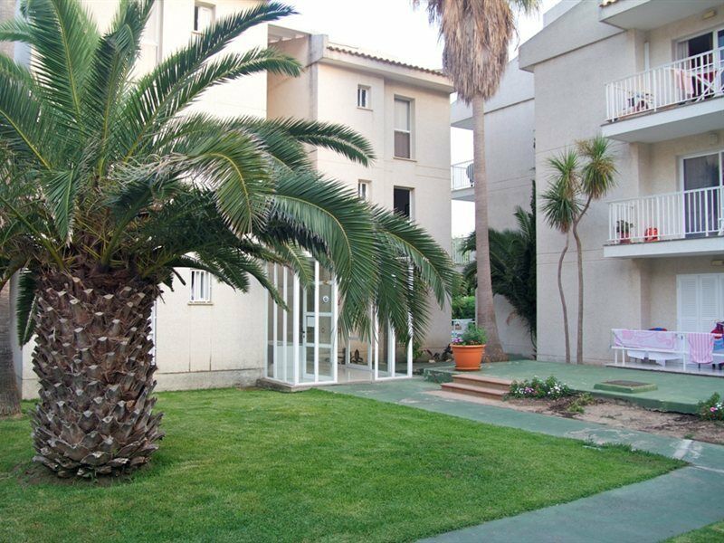 Llevant Apartments Port de Pollença Exterior foto